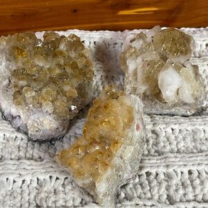 Heat treated citrine clusters